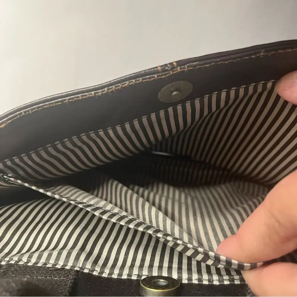 Brown leather messenger laptop crossbody bag